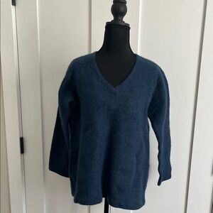 Eileen Fisher Deep Blue V-Neck Sweater PL or Medium